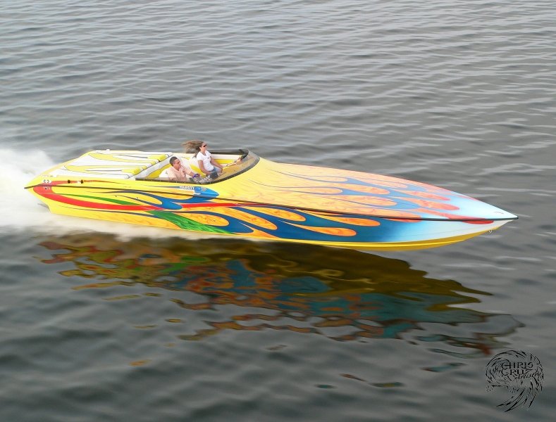 velocity-power-boats-2006-4